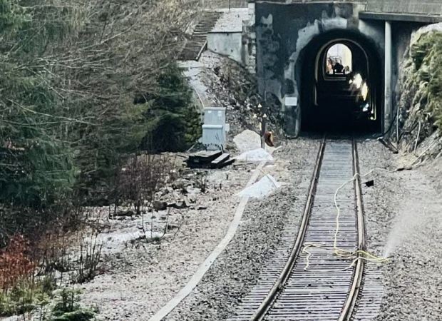 Tunnel du Col-des-Roches : le gros œuvre terminé